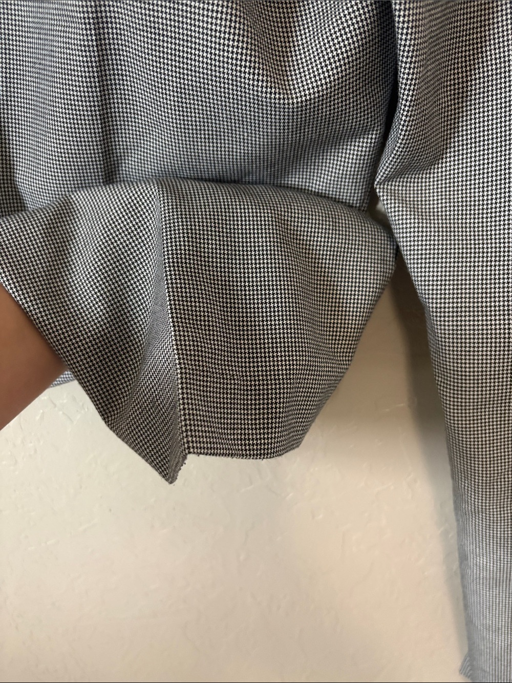 Women's Grey Houndstooth Tailored Straight-Leg Trousers - Picture 6 of 7